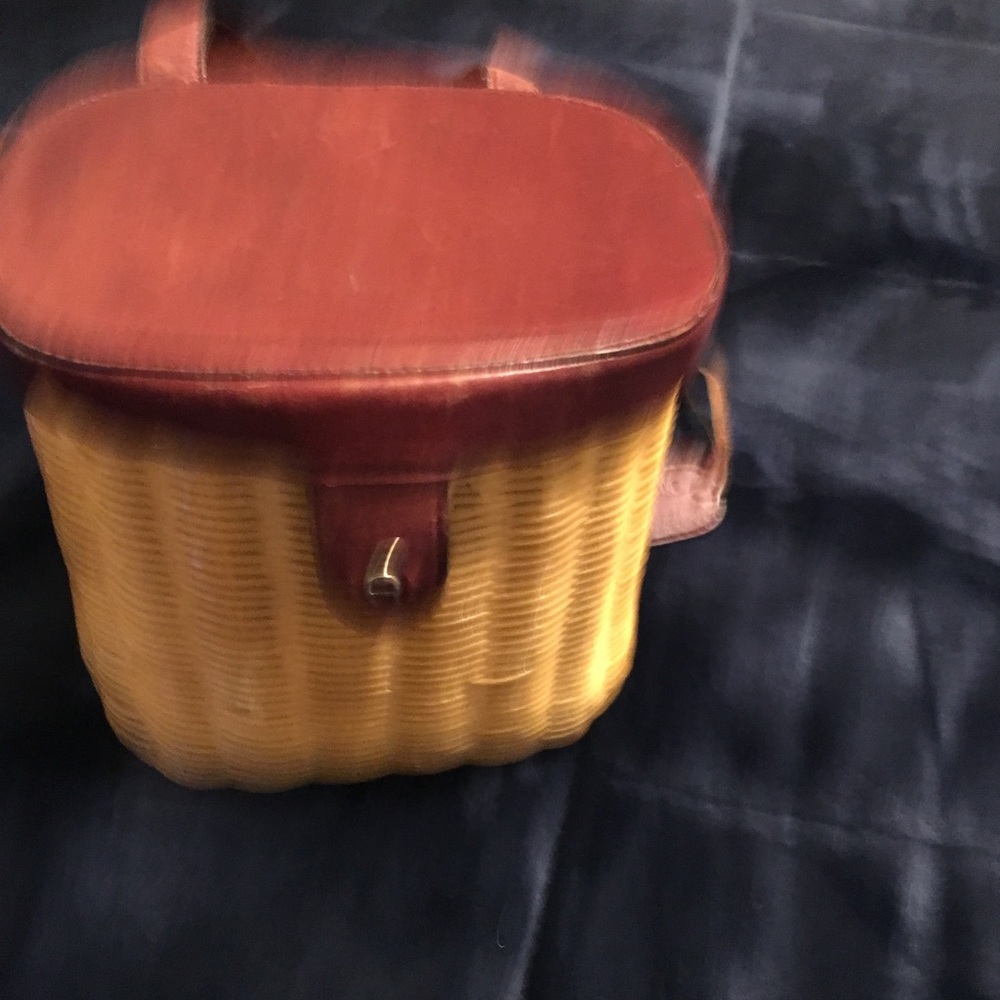 Eitenne Aigner wicker 💼